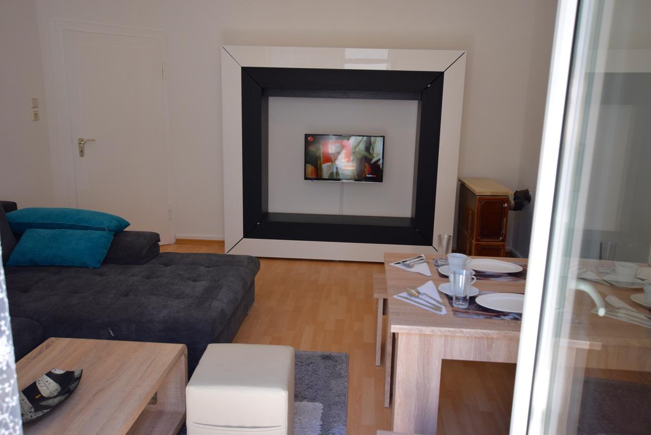 Apartment Ostendplatz Stuttgart Exteriör bild