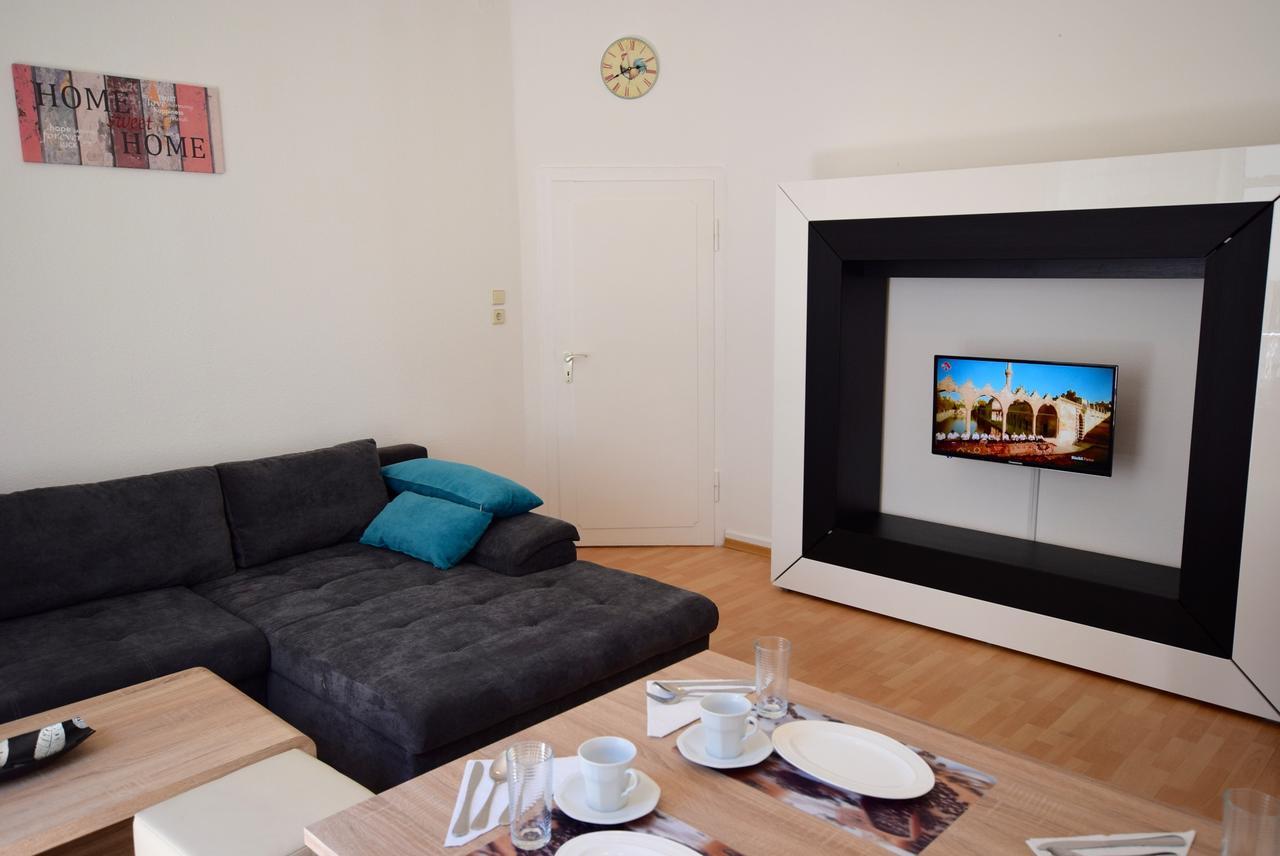 Apartment Ostendplatz Stuttgart Exteriör bild