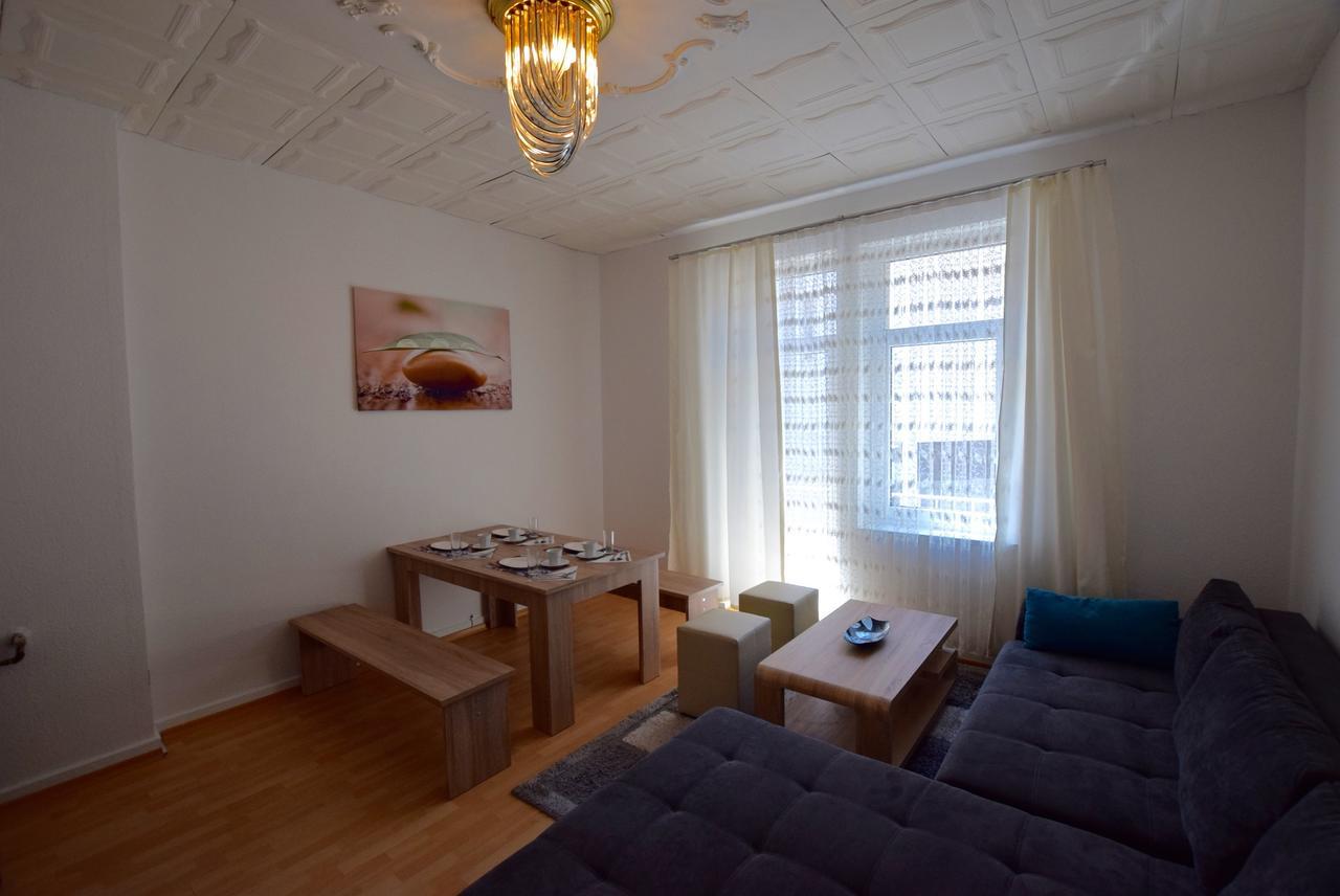 Apartment Ostendplatz Stuttgart Exteriör bild