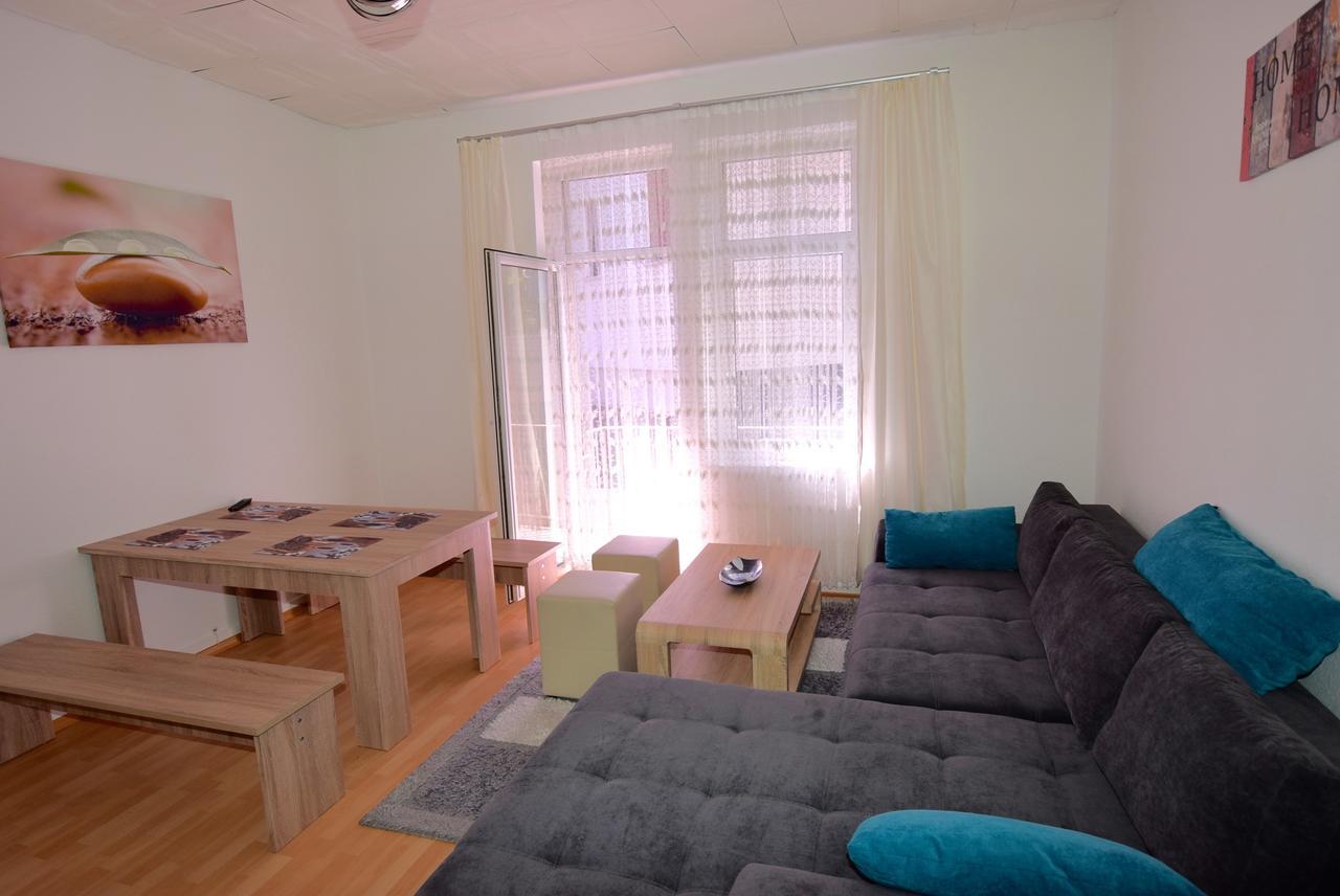 Apartment Ostendplatz Stuttgart Exteriör bild